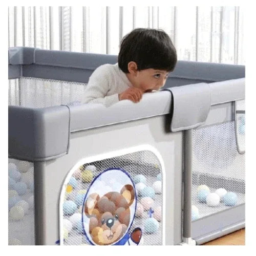 BearBuddies PlayYard – бебешка кошара с килим 120x120 см by SONNE