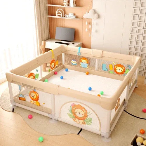 Мека кошара за игра LEO FUN S – 120x120 см с декор лъвчета by SONNE