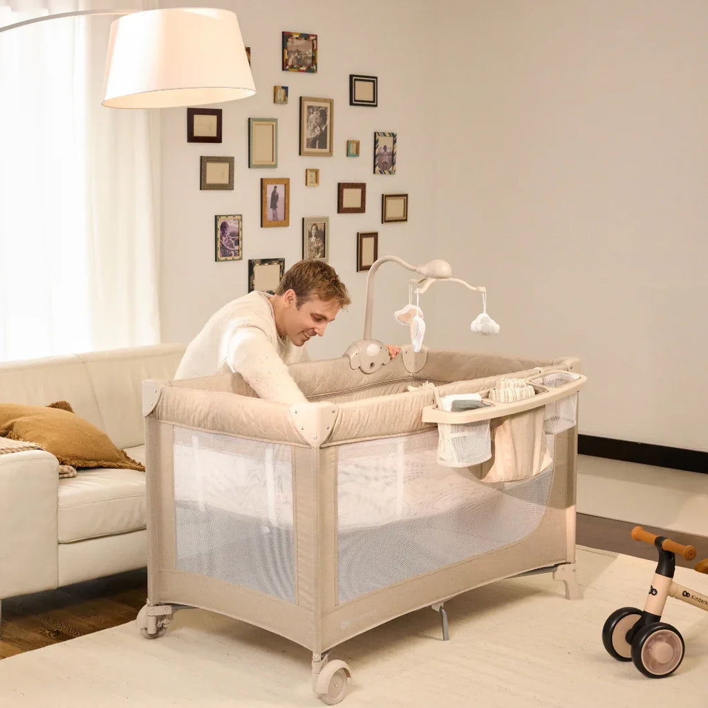 Kinderkraft LEODY UP сгъваема бебешка кошара с аксесоари BEIGE by KinderKraft